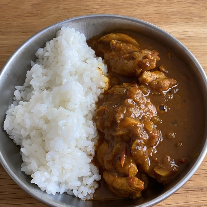 ガッツリ鶏肉カレー